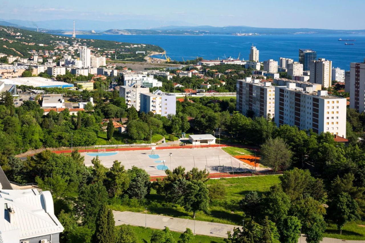 Apartment Paha-Paha Rijeka Bagian luar foto
